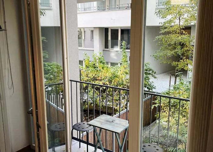 Aparthotel Quiet And Parking Prag
