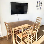 Lejlighedshotel Quiet And Parking 3*