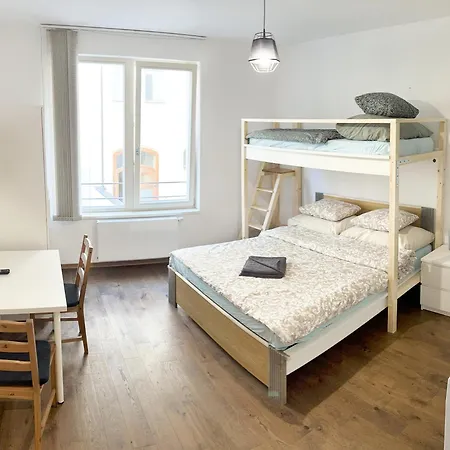 Aparthotel Quiet And Parking 3*