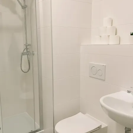 Quiet Courtyard And Parking Hotel apartamentowy