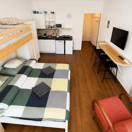 Quiet Courtyard And Parking 4*