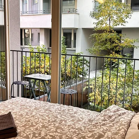 Aparthotel Quiet And Parking Praha