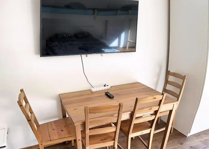 Apartmanhotel Quiet And Parking Prága