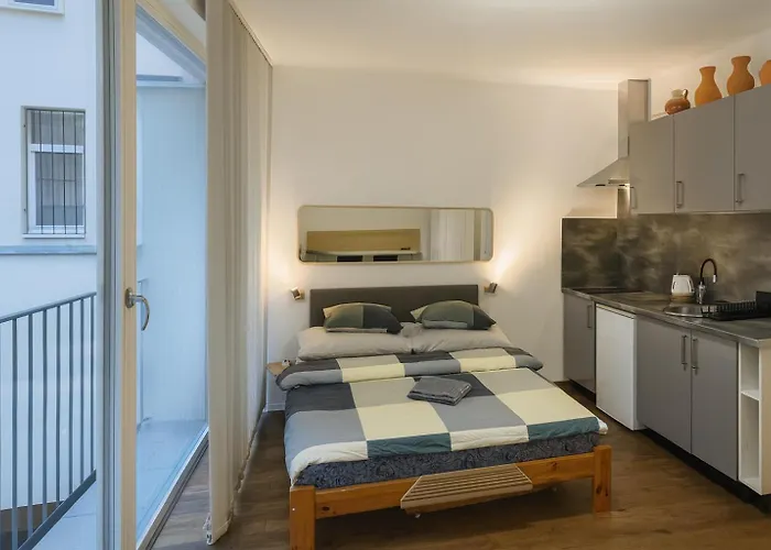 Quiet And Parking Apartmanhotel 3*